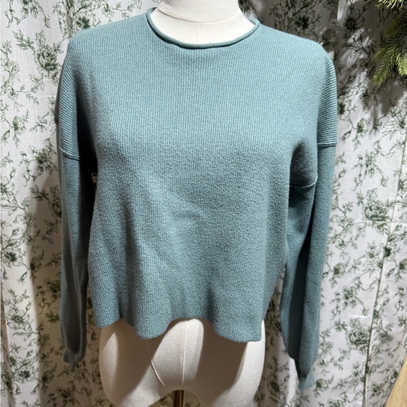 Sky and Sparrow Tops - Sky and sparrow top